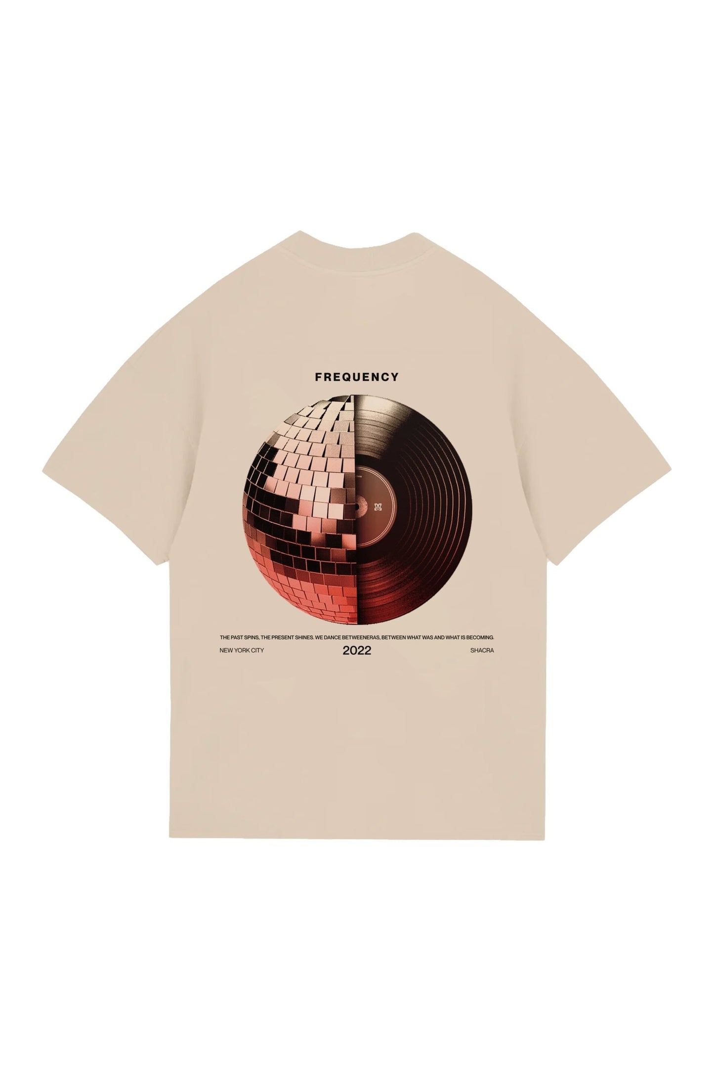 Vibrant graphic t-shirt featuring a vinyl record and abstract art design, perfect for music lovers and trendy streetwear enthusiasts.